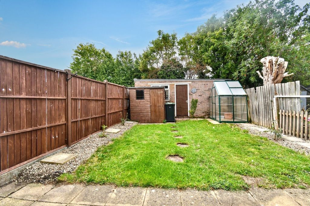 Property photo 3 of 17