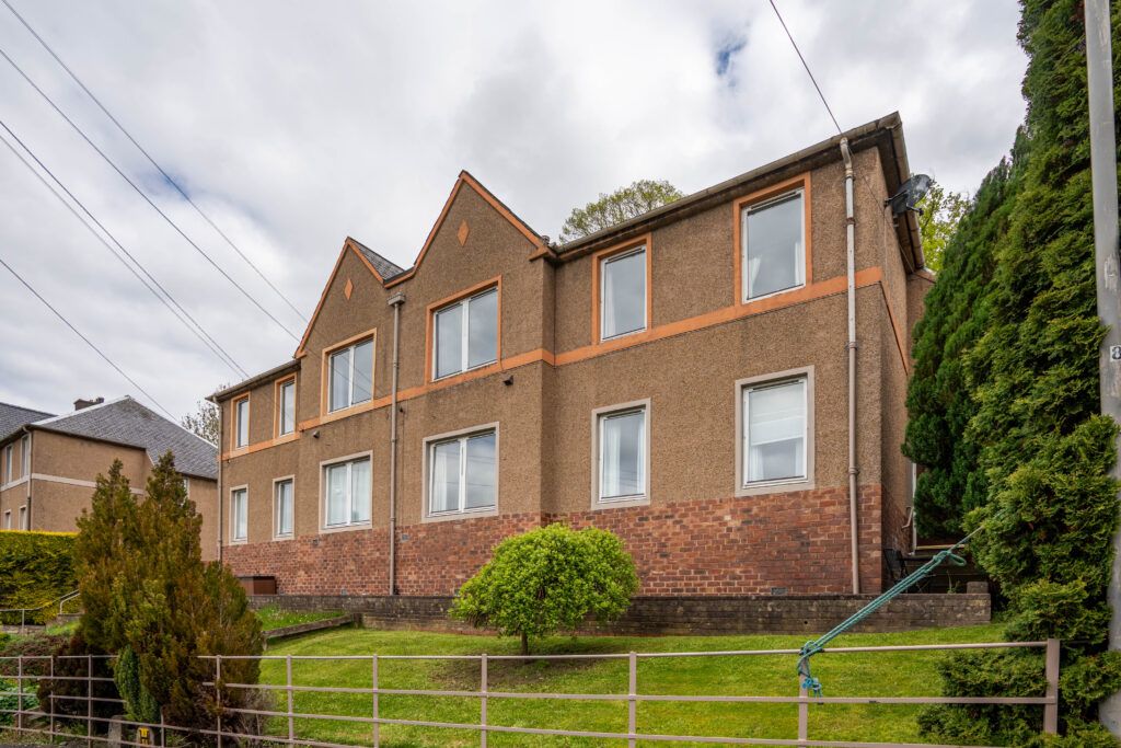 Property photo 1 of 25