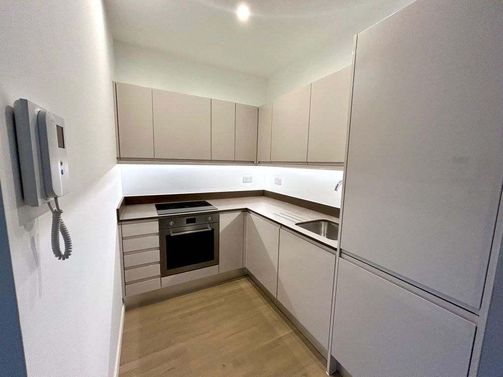 Property photo 3 of 6