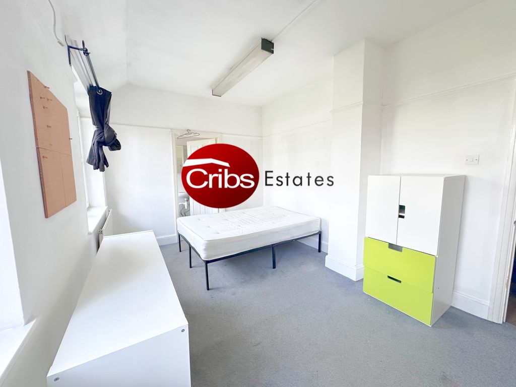Property photo 1 of 14 En-Suite Double Room Available In Kt3 (Couples Welcome )
