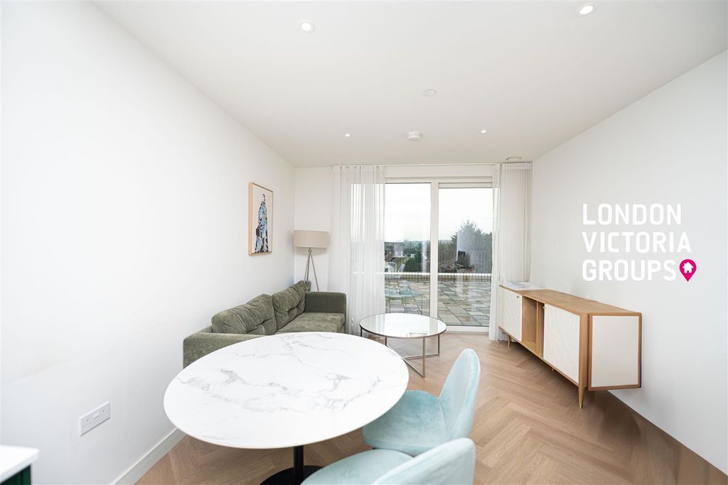 Property photo 3 of 14 1-4814.Jpg