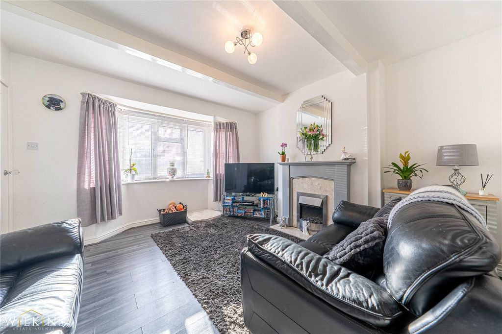 Property photo 3 of 26 Picture No. 08