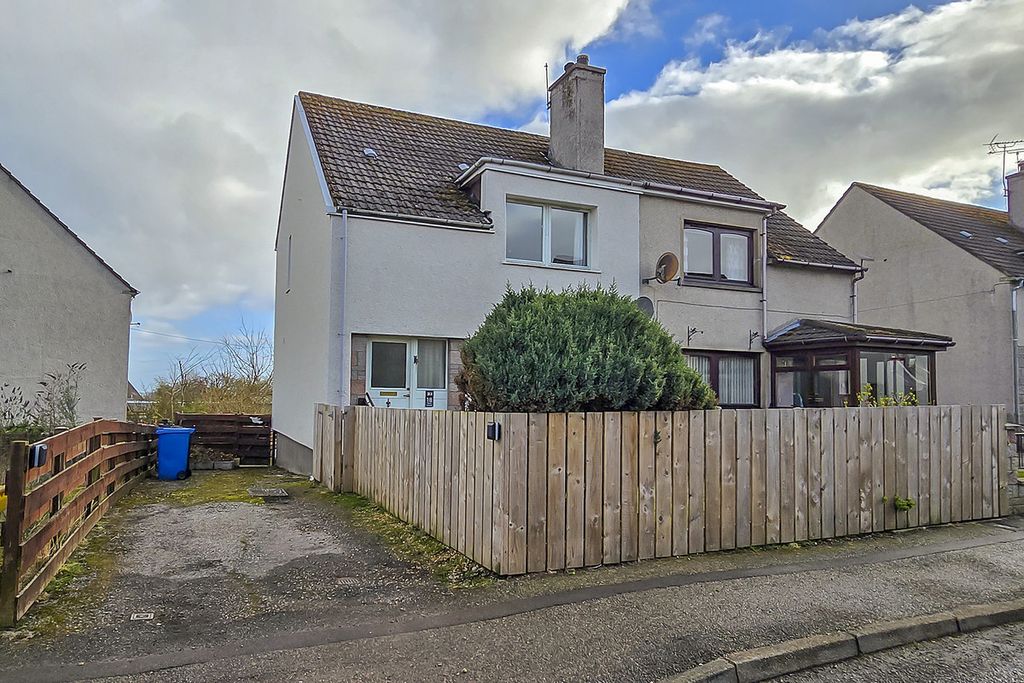 Property photo 1 of 34