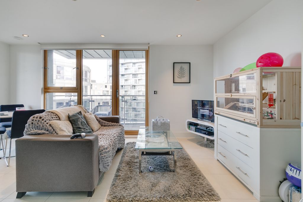 Property photo 3 of 9