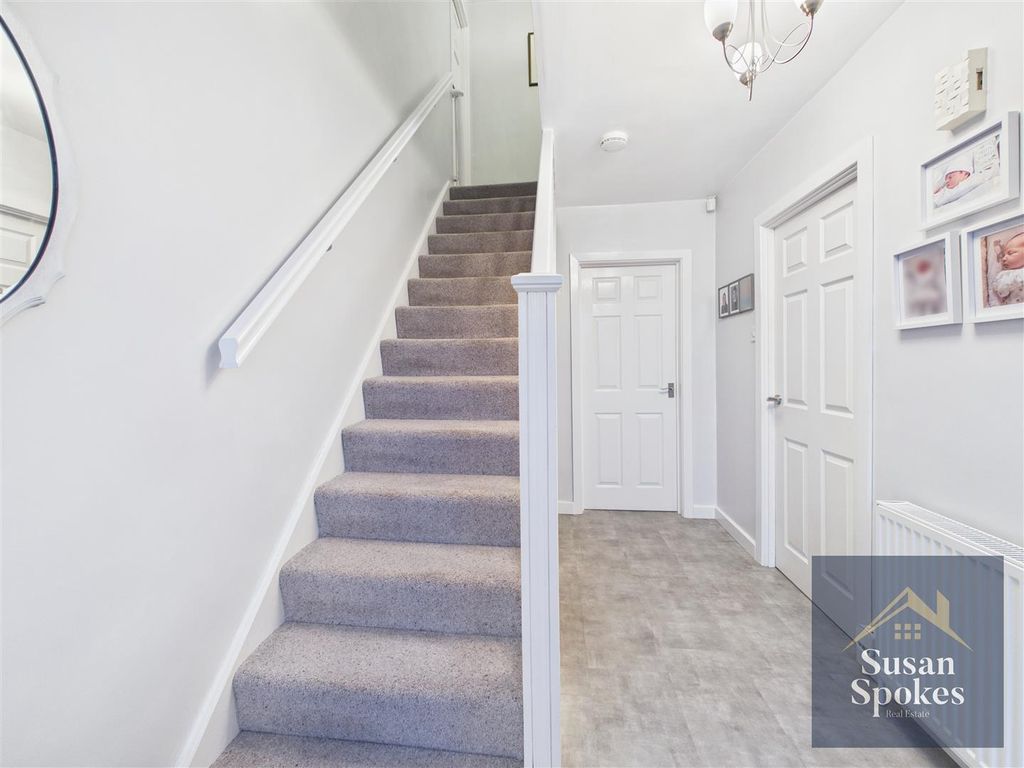 Property photo 3 of 51 Cam01858G0-Pr0227-Still029.Jpg