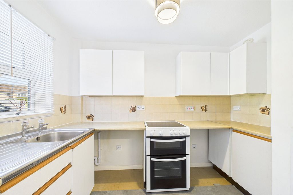 Property photo 3 of 7 Picture No. 04
