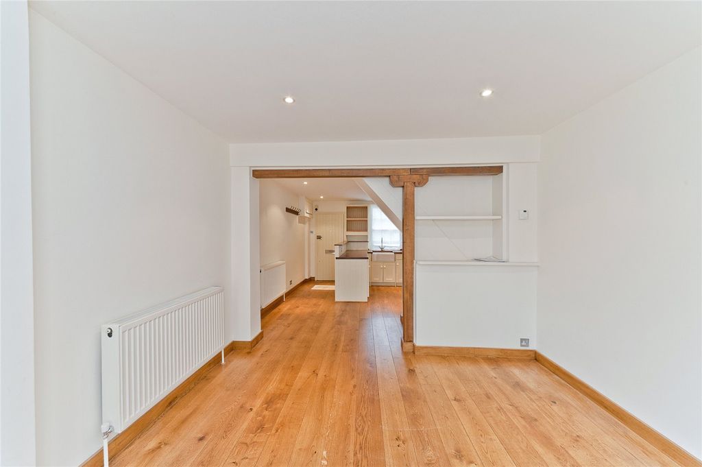 Property photo 3 of 8 Picture No. 02