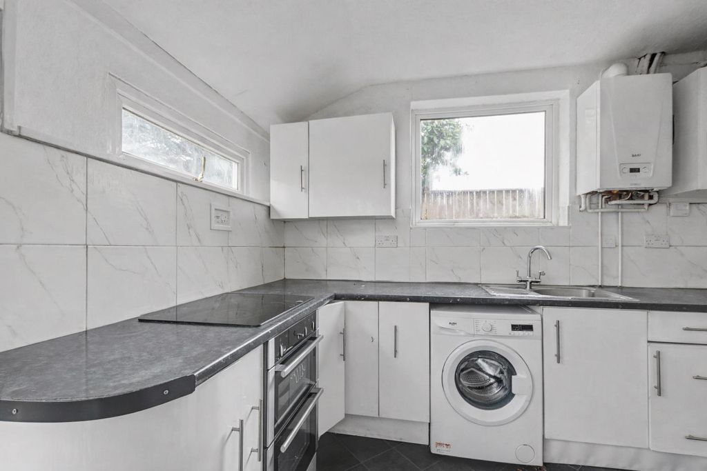 Property photo 3 of 18 Kitchen_2-Ai.Jpeg