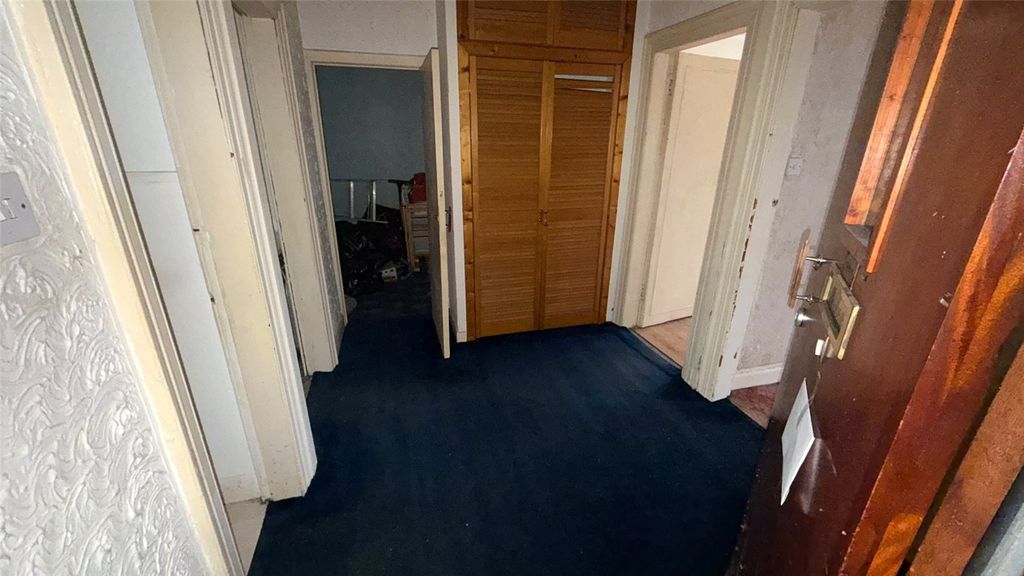 Property photo 2 of 9 Picture No. 08