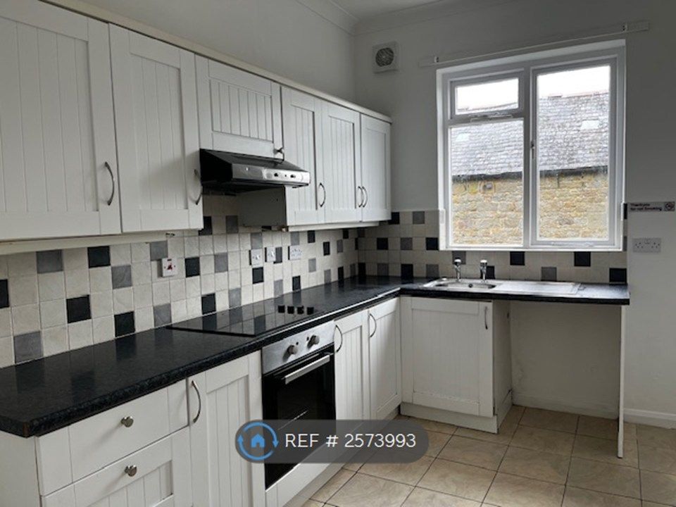 Property photo 2 of 13 Kitchen