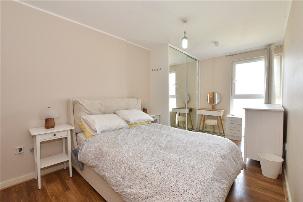 Property photo 1 of 10 Bedroom 1