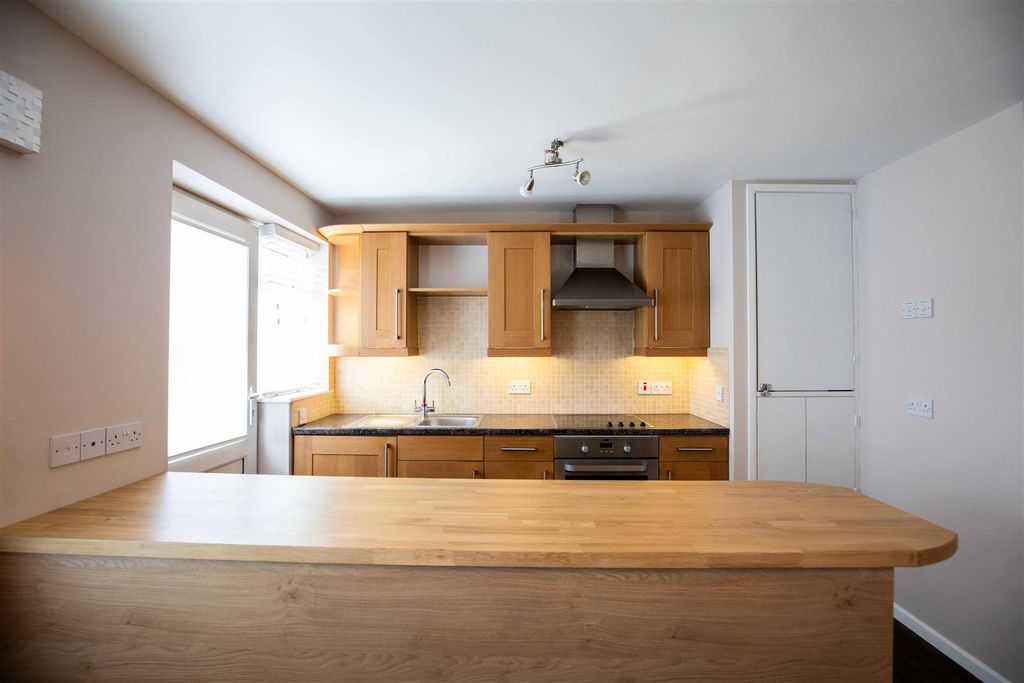 Property photo 3 of 10 Aa1A5384.Jpg