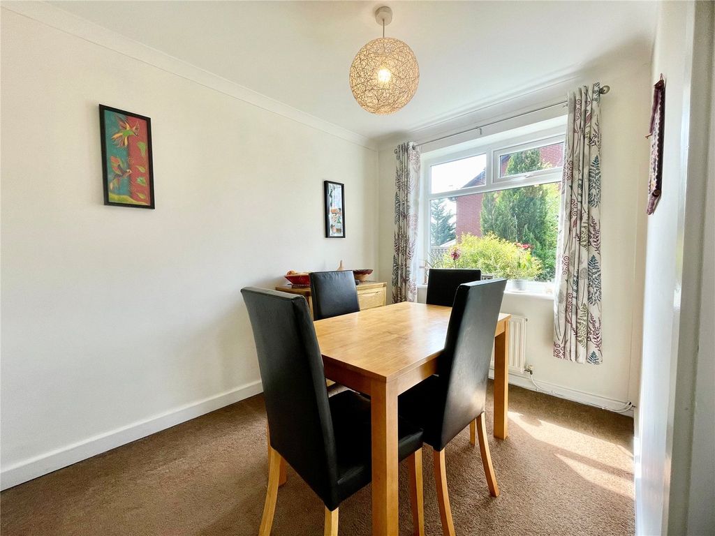 Property photo 3 of 18 Dining Room