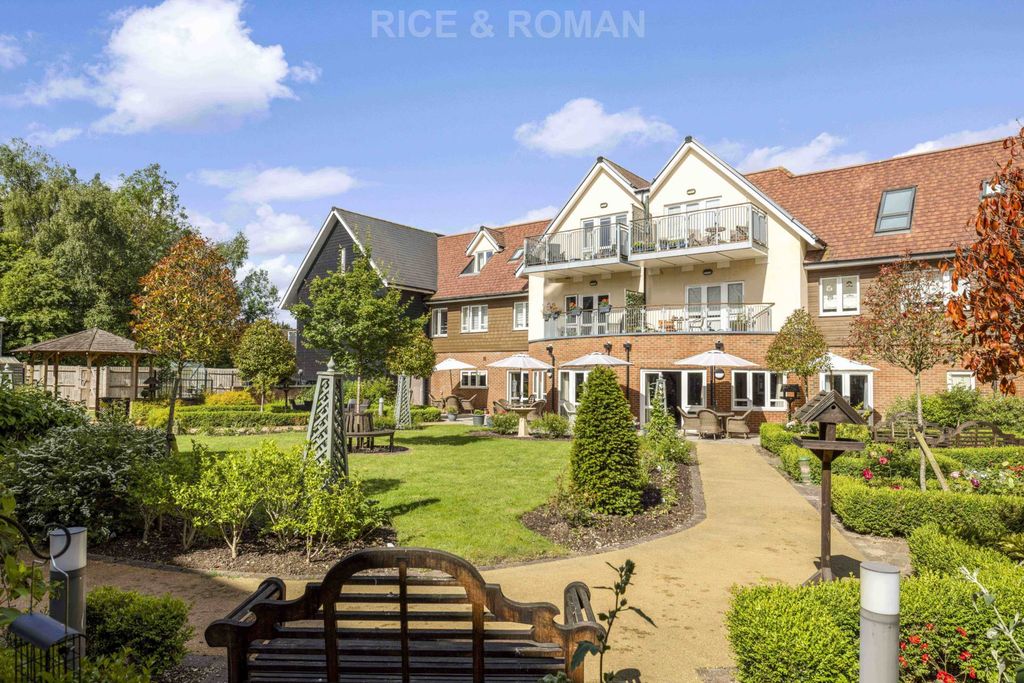 Additional image 21 of 2 bed flat for saleKeble Court, Fleet GU52