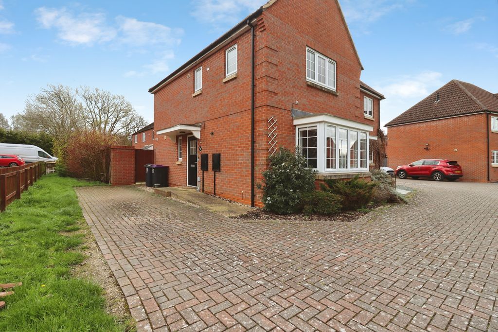 Property photo 1 of 18 Img_0021