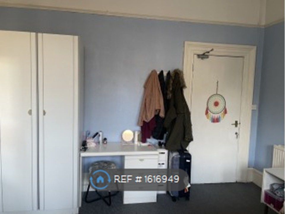 Property photo 2 of 10 Bedroom 1