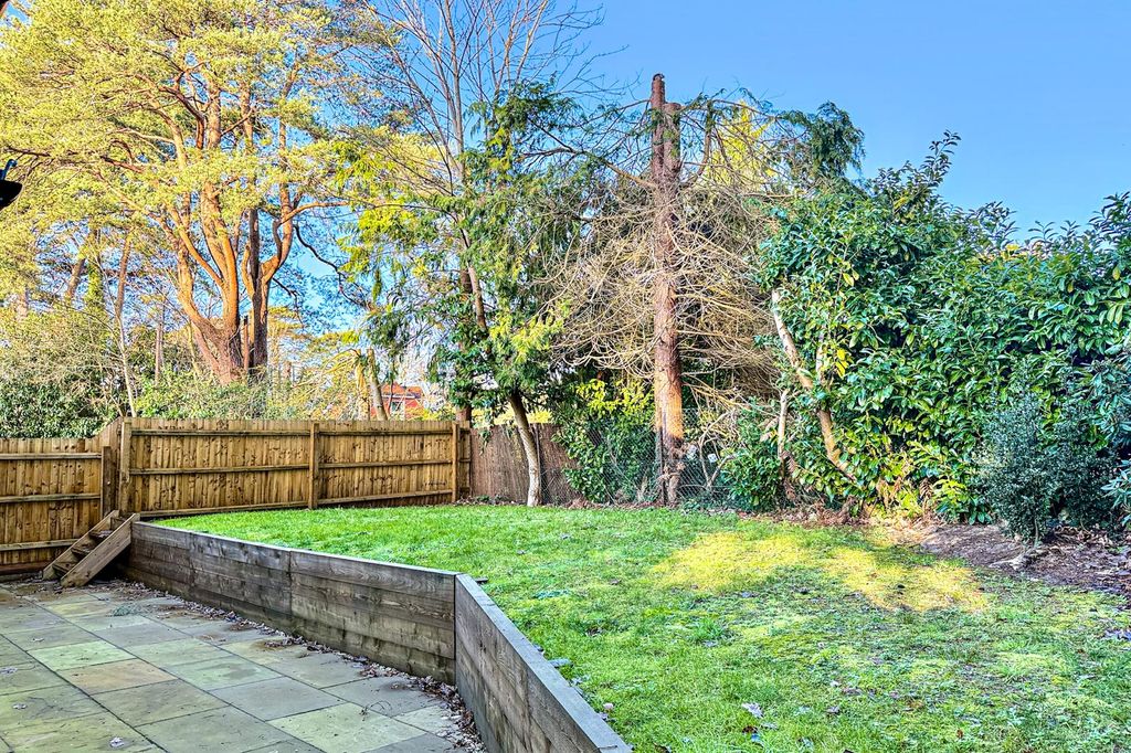 Property photo 2 of 17 Gallery