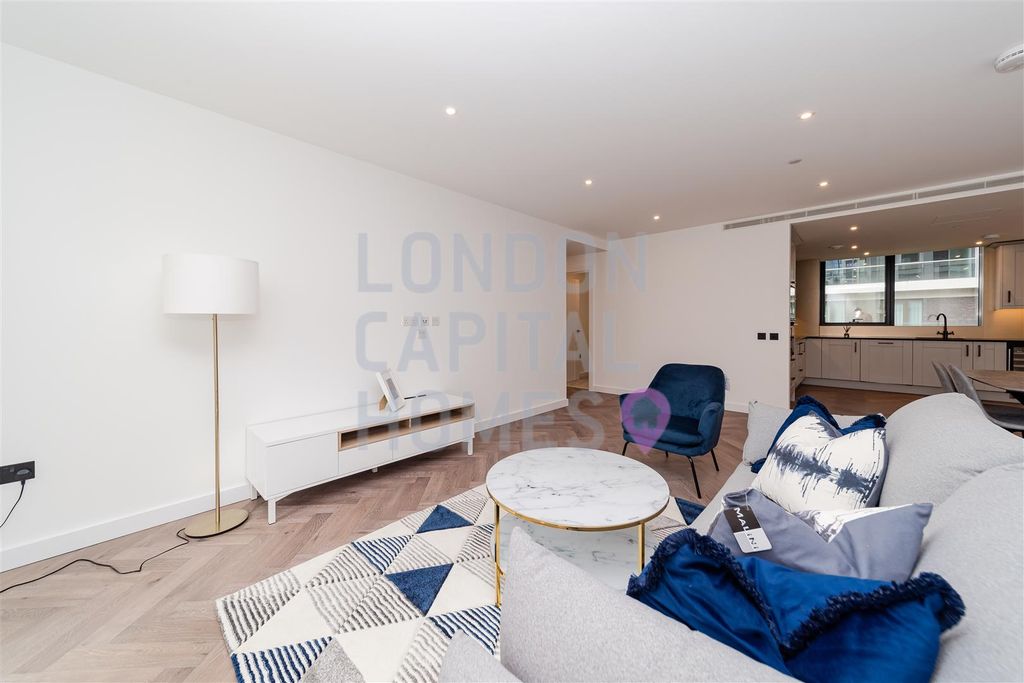 Property photo 3 of 17 2Sep1440.Jpg