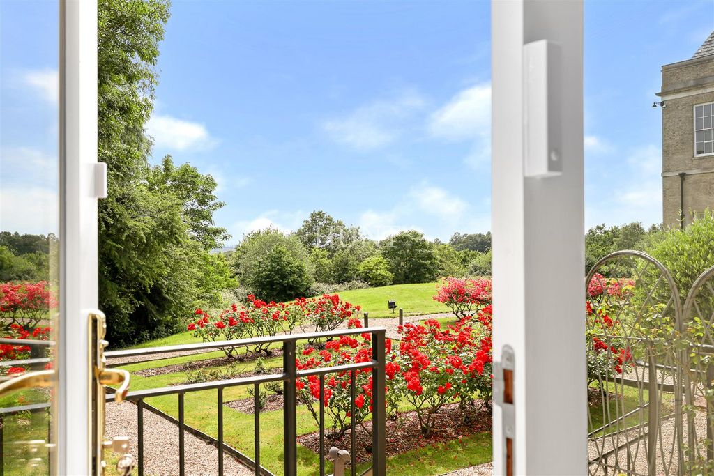 Additional image 28 of 4 bed flat for saleRegents Drive, Repton Park, Woodford Green, Essex IG8
