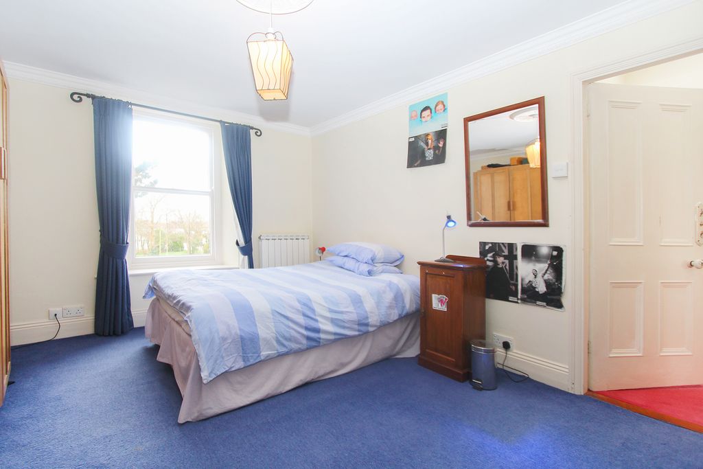 Additional image 8 of 5 bed detached house for saleRoute De La Charruee, Vale, Guernsey GY6