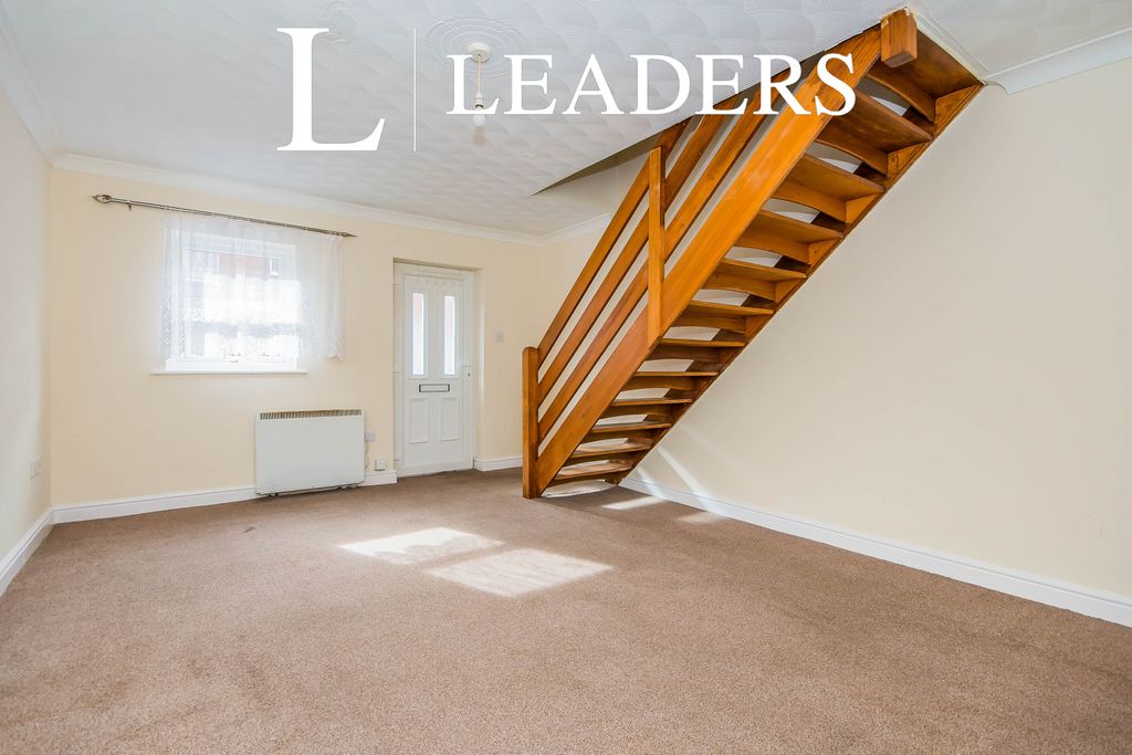 Property photo 2 of 11 B09d32c2-ccc1-Ed11-B