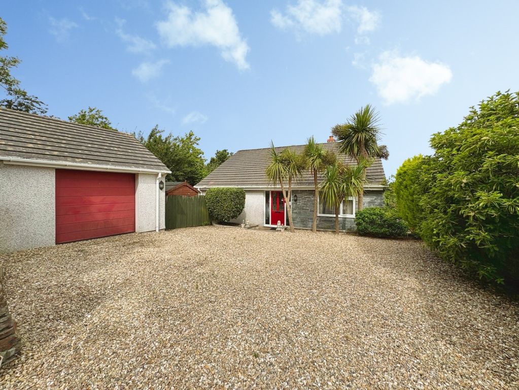 Property photo 2 of 33 5246734