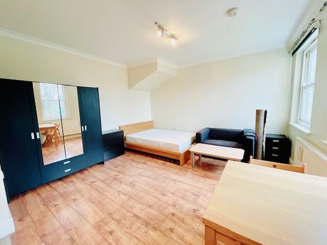 Property photo 2 of 6