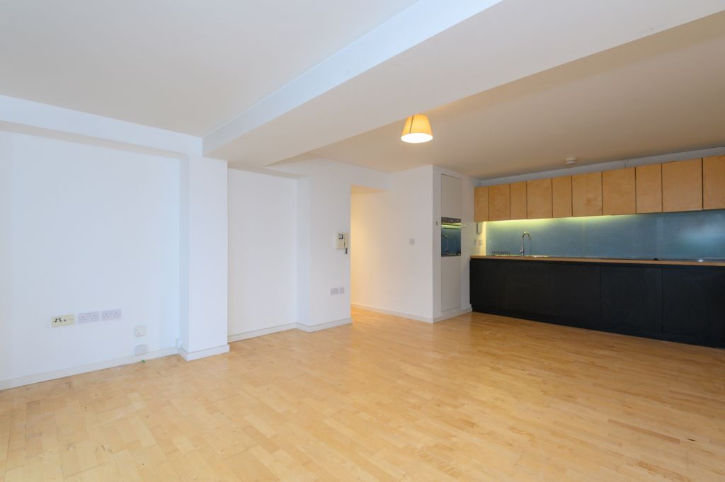 Property photo 3 of 14 Jpg