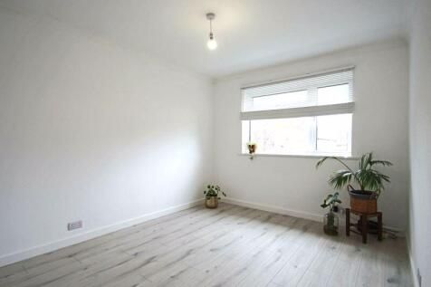 Property photo 3 of 8 30F261A50803A6Fb9Fd4c69484Fb5c5c_Max_476x317