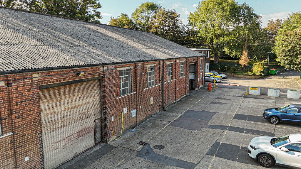 Property photo 3 of 11 Photo 3