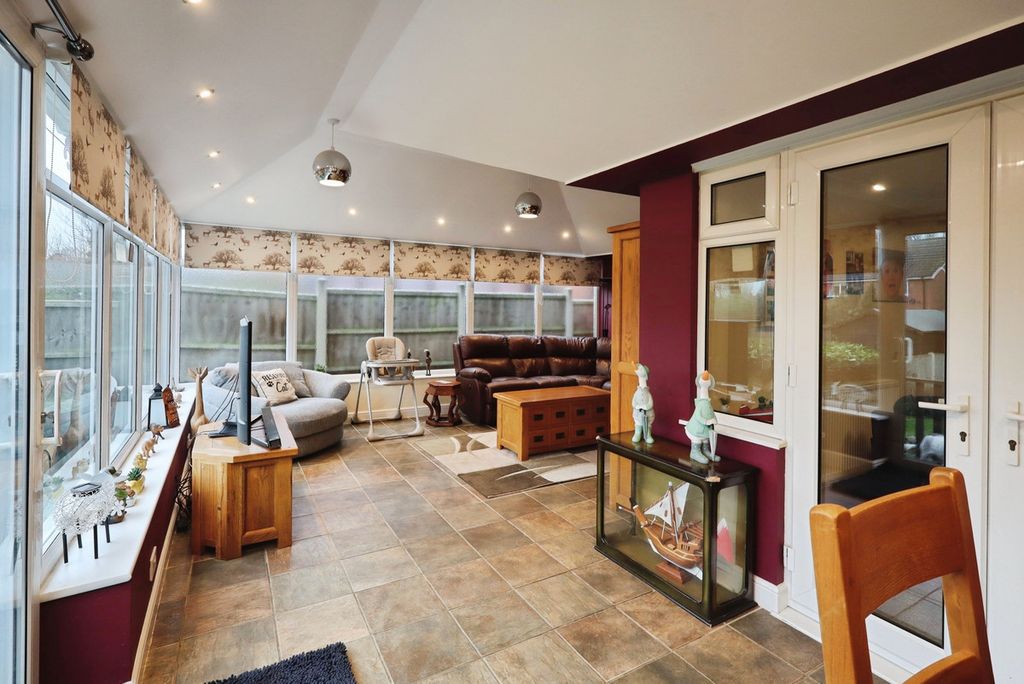 Additional image 9 of 3 bed detached bungalow for saleTutbury Road, Burton-On-Trent DE13