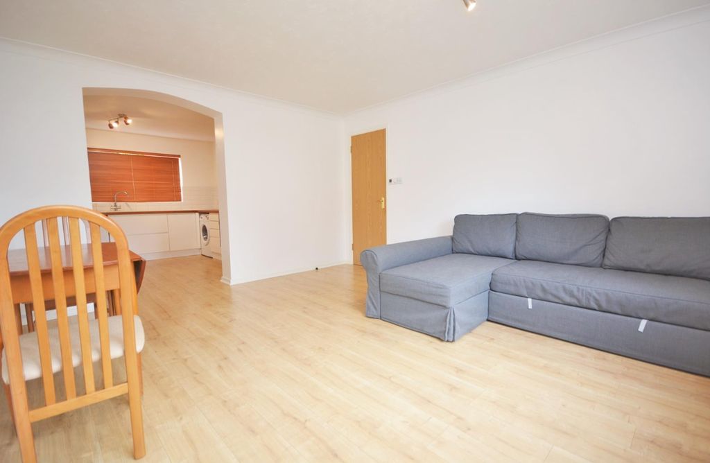 Property photo 2 of 9 Picture No. 05