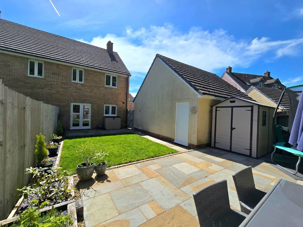 Property photo 3 of 28 Rear Garden