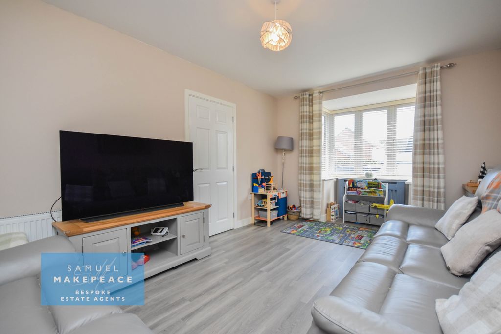 Property photo 3 of 26 Gallery