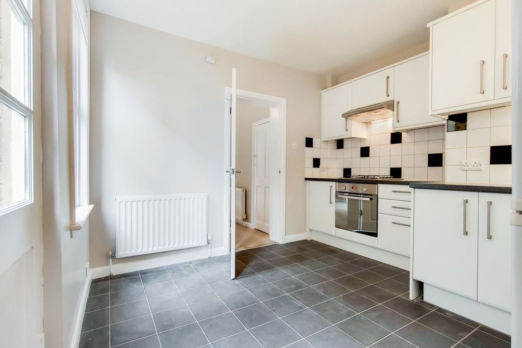 Property photo 3 of 9 3_Kitchen-0.Jpg