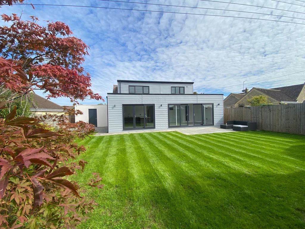 Property photo 1 of 30