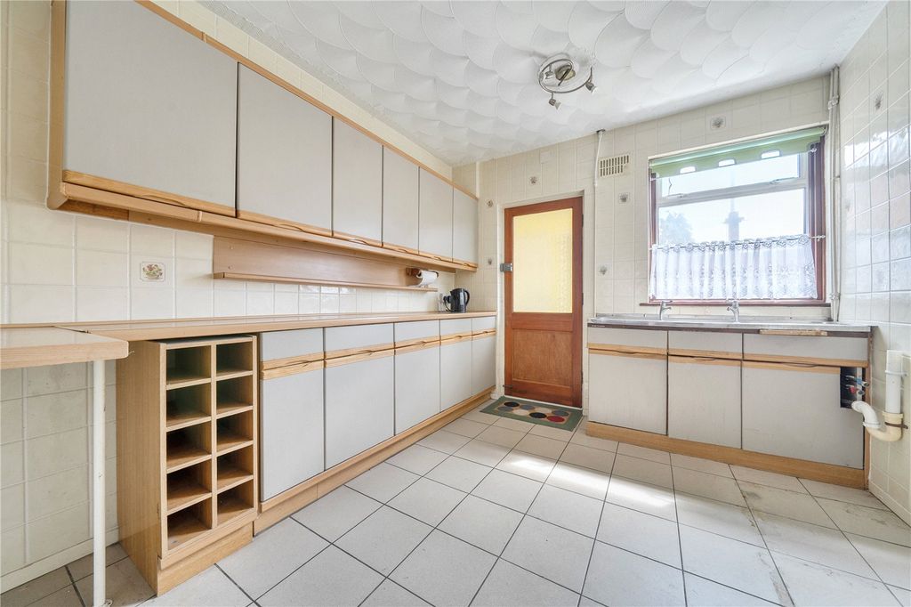 Property photo 3 of 21 Picture No. 09