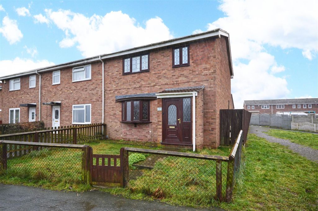 Property photo 1 of 17