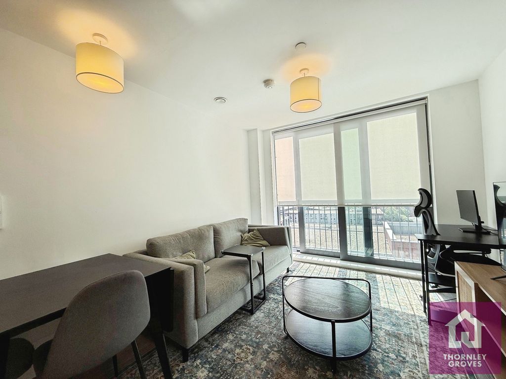 Property photo 1 of 14 Pbox-Img.Jpg