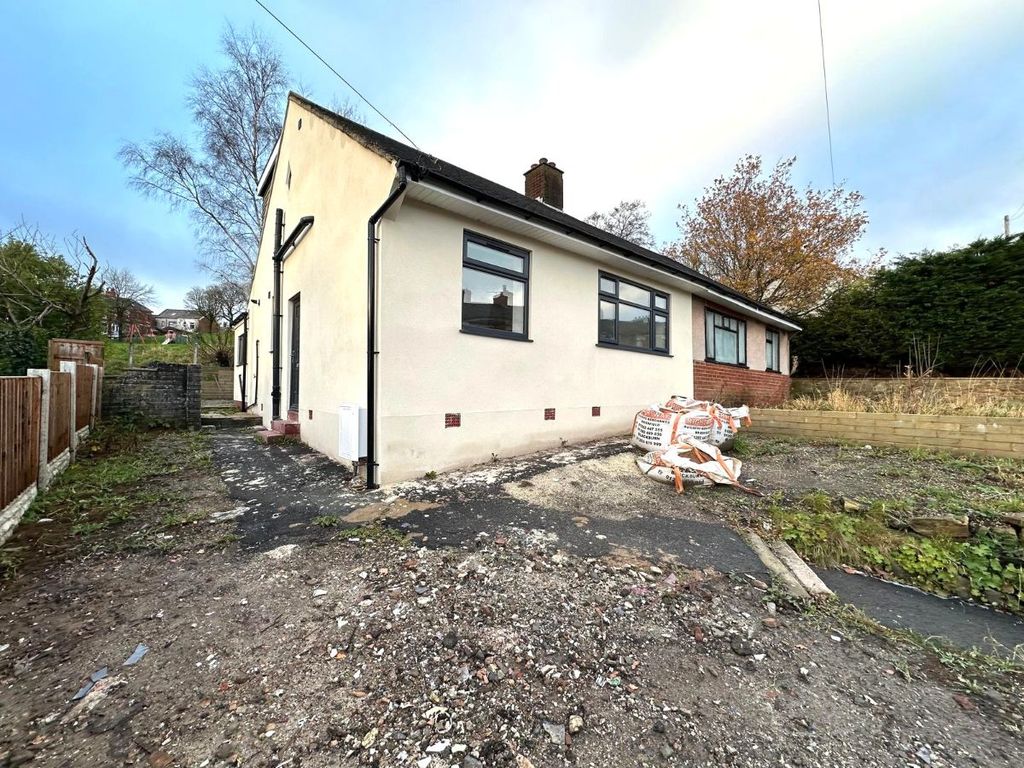 Property photo 2 of 24