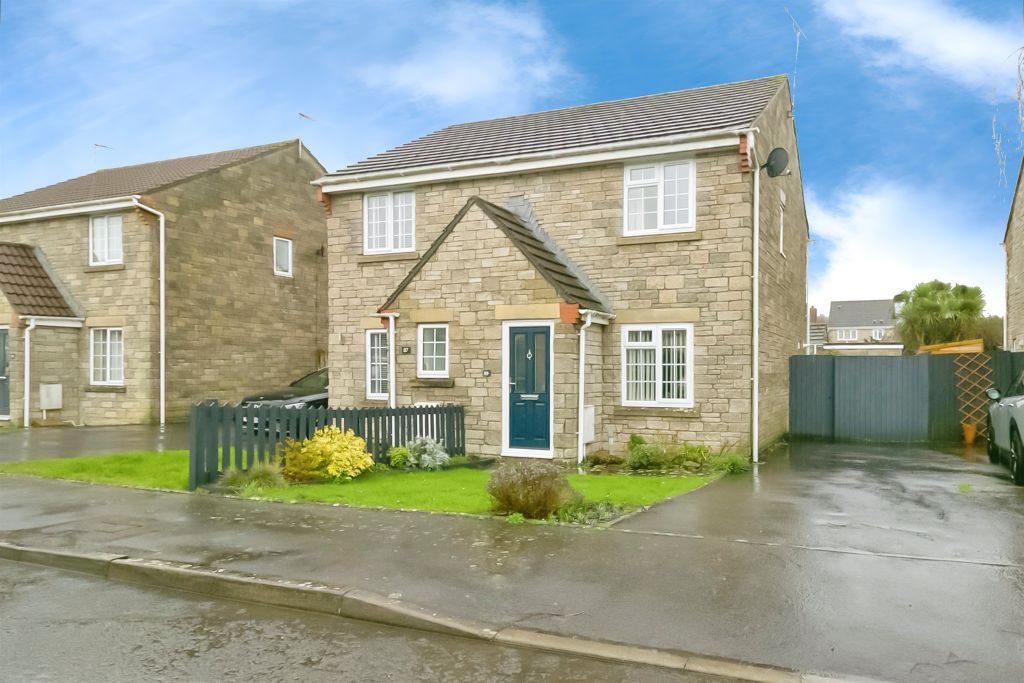 Property photo 1 of 14