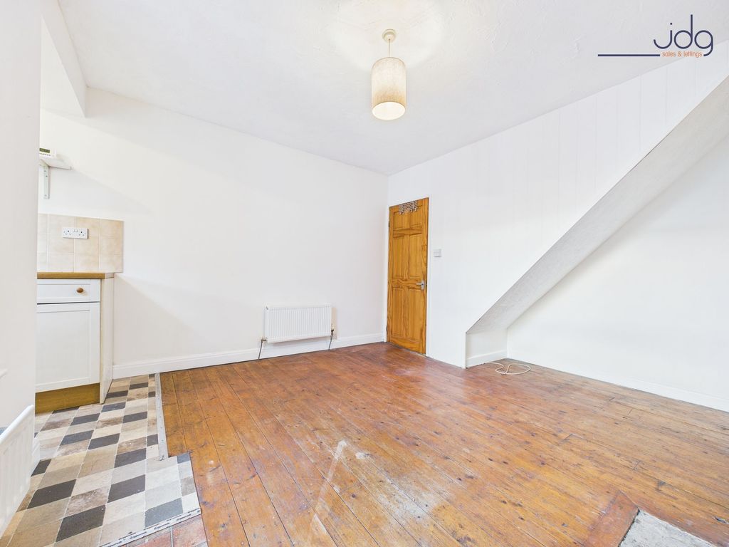 Property photo 3 of 10 Open Plan Kitchen Dining