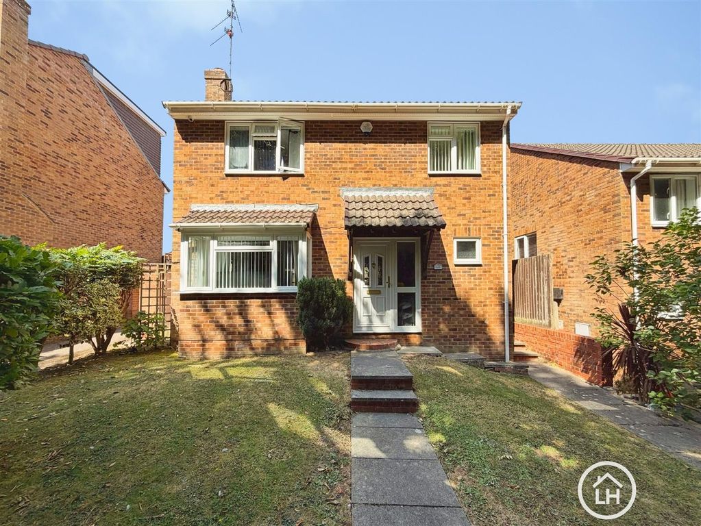 Property photo 1 of 17 External