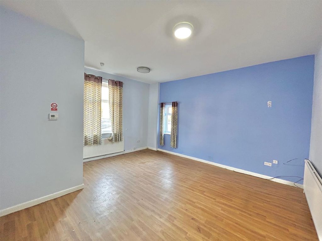 Property photo 2 of 13 Lounge 1.Jpg