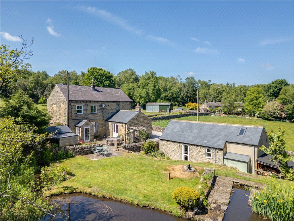 Property photo 1 of 27 Cottage And Annexe