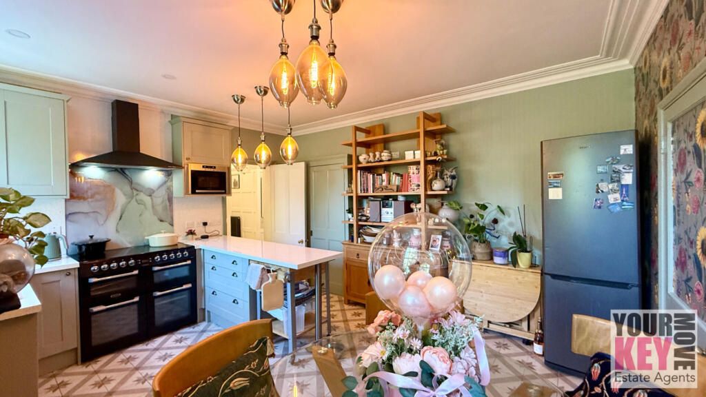 Property photo 3 of 26 Your Key Move - Estate Agents Hythe. Local Experts, Covering Surrounding Areas
