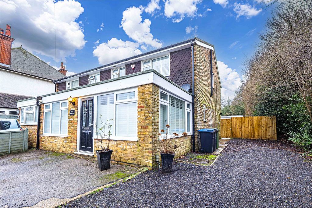 Property photo 2 of 31 Picture No. 32