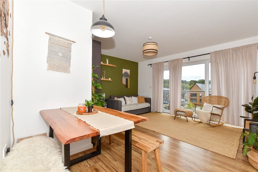 Property photo 3 of 15 Lounge/Dining Room