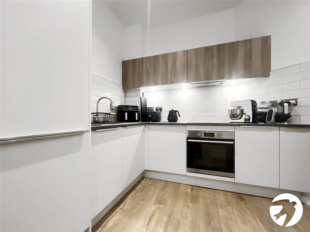 Property photo 2 of 13 Picture No. 12