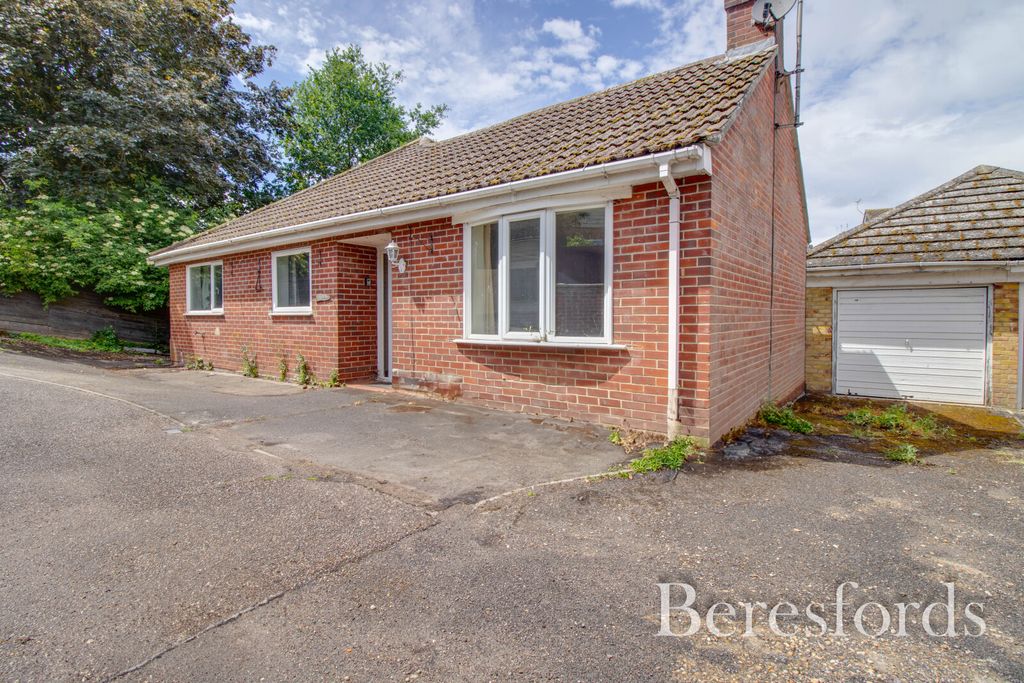 Property photo 1 of 13 Front